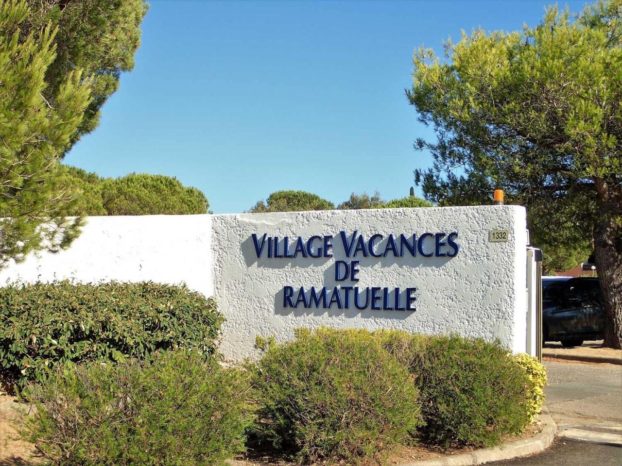 Village Vacances De Ramatuelle - Les Sentier Des Pins Dış mekan fotoğraf